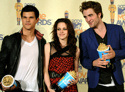 Taylor Lautner, Kristin Stewart, Robert Pattinson Taylor Lautner, Kristin Stewart, Robert Pattinson